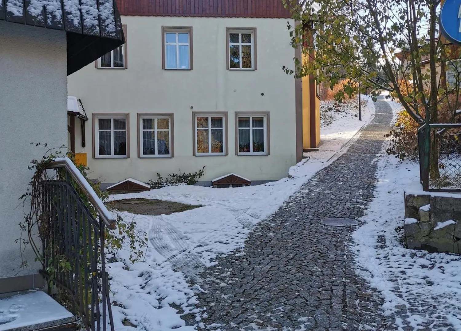 Pokoje Goscinne Kamil 3 Karpacz Apartman
